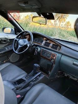 تۆیۆتا کارینا